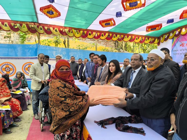 Development Volunteer Program (Usaka): Blanket Distribution to 500 Poor Individuals in Bagerhat