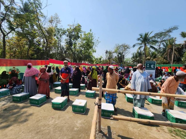 Development Volunteer Program (Usaka): Food Distribution Among Underprivileged Families